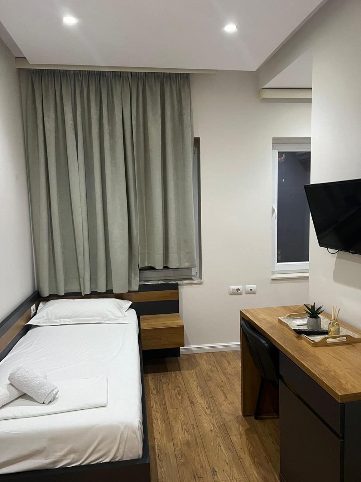 Urban Room 5 Тирана Екстер'єр фото